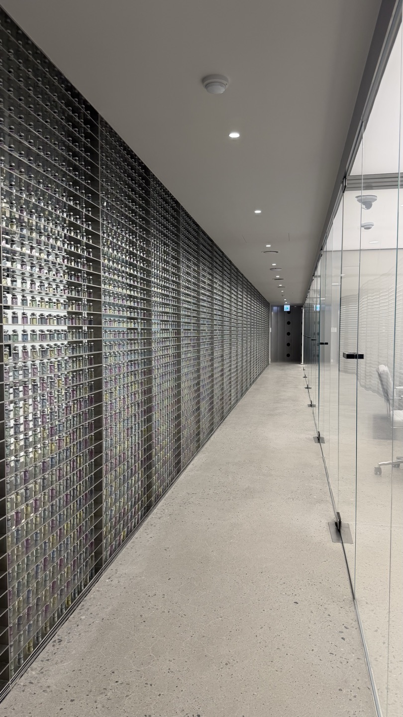 Interior of TheiA Clinic Myeongdong Global Store — skin beauty clinic, seoul dermatology, Myeongdong Seoul (12/16)