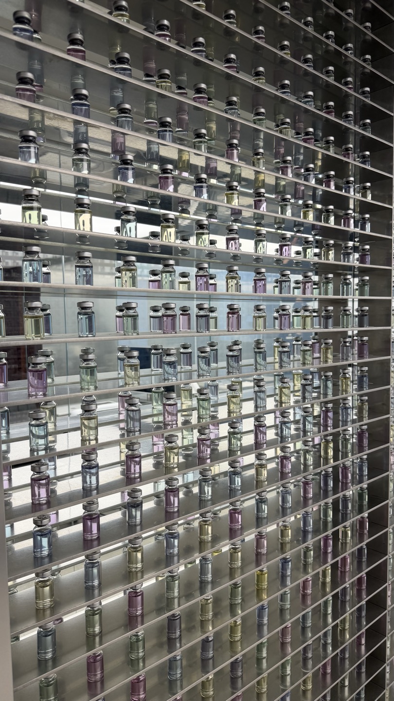 Interior of TheiA Clinic Myeongdong Global Store — skin beauty clinic, seoul dermatology, Myeongdong Seoul (13/16)